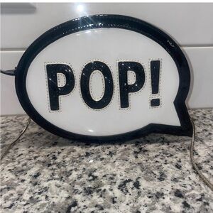 Kate Spade New York Black and White Novely Speech Bubble 'POP!' Crossbody EUC